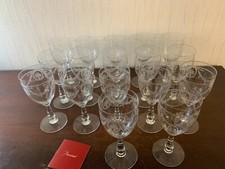 17 verres à eau gravés