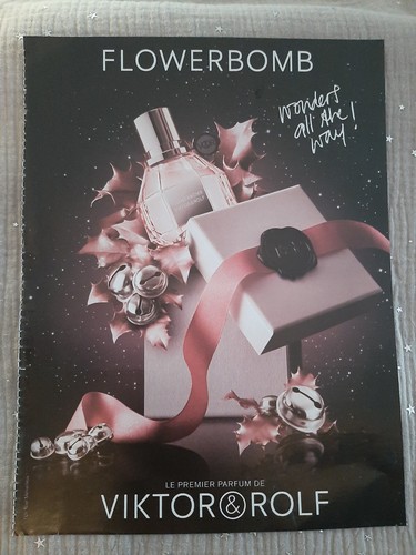Publicité papier parfum - publicité,