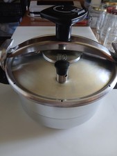 Cocotte minute SEB en