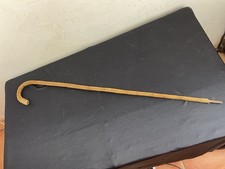 Artisanat de poilu : Canne de poilu tressée
