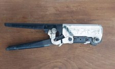 Pince professionnelle a sertir les cosses  PRONER