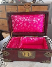 Boite à bijoux en bois