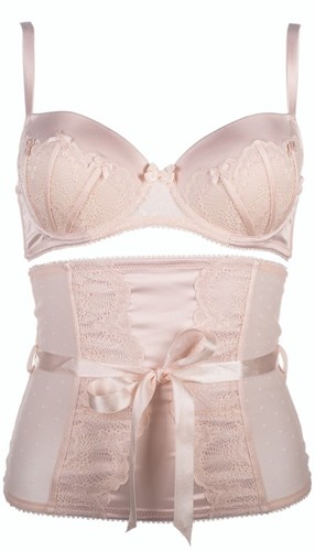 Serre taille piege - piege, lingerie