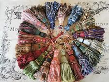 ANCIENS  POMPONS GLANDS PASSEMENTERIE LYONNAISE ATHENAÏS 19 TEINTES