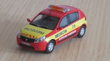 Miniature Renault anciens sandero pompiers médecin 1/43 Eligor