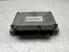 CALCULATEUR MOTEUR ECU ENGINE