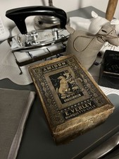 Très Ancienne Boîte Amidonné Rémy Avec Petite Mercerie Napoleon lll