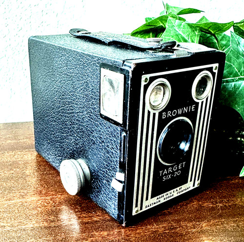 Vintage eastman kodak brownie - kodak,