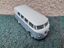 Petite voiture fourgon COMBI VOLKSWAGEN T1 BUS 1/43 déco Collection jouet Welly