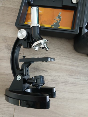 Mallette complète comprenant - complète,