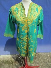 Robe N°52 en coton marocaine verte broderies or courte ou tunique  djellaba