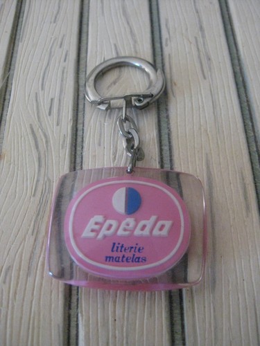 Porte cles publicitaire - porte, a