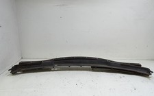 Grille gouttière fourmi pour