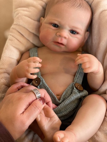 Realistic boy painted - 20'',