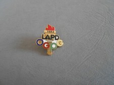 Pin's SPORT - JO - Jeux