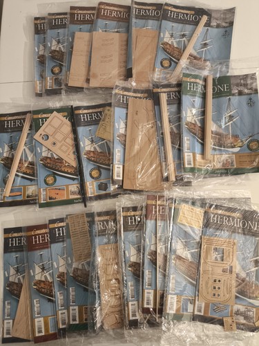 Lot fasicules maquettes - 32,