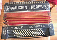 Ancien accordéon chromatique MAUGEIN FRERES Tulle Corrèze instrument musique