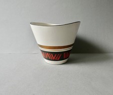 cache pot forme libre, en