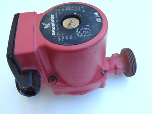 Pompe chaudiere circulateur - pompe,