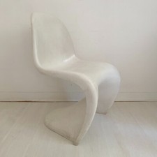 Panton S-Chair Design Verner Panton pour Hermann Miller