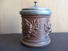 POT A TABAC ANCIEN EN GRÈS DE BEAUVAIS ET ÉTAIN. XX éme siècle.