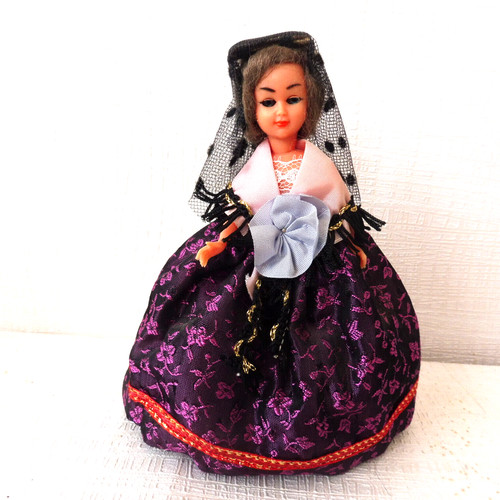 Doll poupee folklorique - doll,