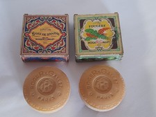Lot de 2 anciens savons en