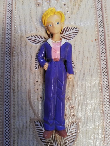 Figurine dragon ball - c-18,
