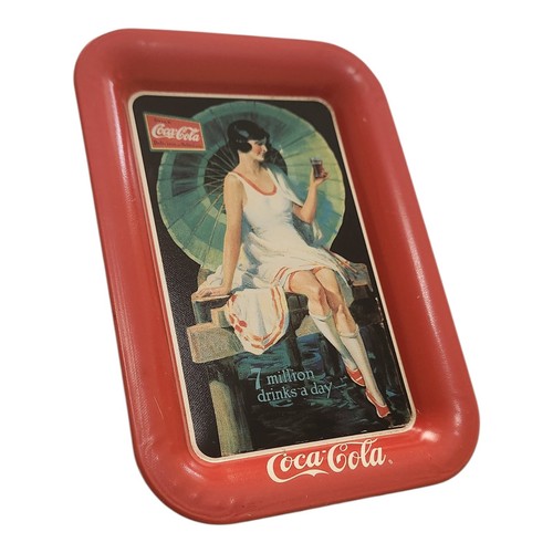 Vintage 1995 coca - vintage, metal