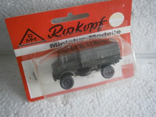 Maquette camion mercedes - maquette,