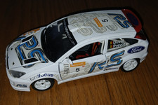 Burago 1/24 Ford focus RS