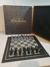 146 - Rare, jeux d'échecs