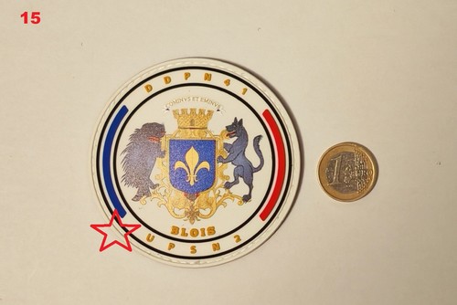 Ecusson u p s n - -, 2