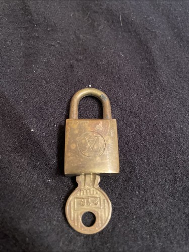 Cadenas louis vuitton numéro - cadenas,