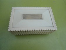 Boîte ancienne imitation