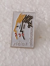 Pin's Pins Pin Alimentation Yaourt YOPLAIT "génération 92" 