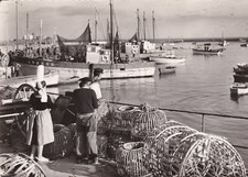 CPSM PORT DE PECHE EN BRETAGNE