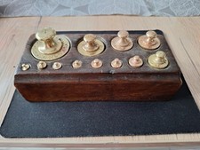 Boite de 12 poids en laiton de 500 g à 1 g Poinçonnés