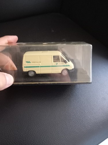 Renault trafic prefalux - 1/43,