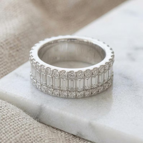 Baguette round cut zirconia - round,