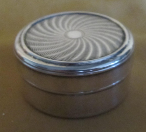 Ancienne boite pilules - boite,