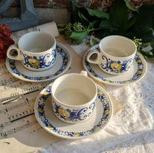 3 ANCIENNES TASSES ET SOUS TASSES VILLEROY ET BOCH CADIZ CLAQUESIN