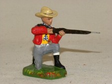 JOUET FIGURINE COMPOSITION