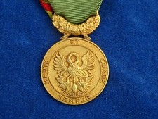 JOLIE RARE TOP ++ MEDAILLE Medal - SOCIETE D'ENCOURAGEMENT AU DEVOUEMENT