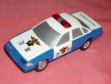 Jouet de voiture de police