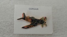 PIN S AVION  DE CHASSE CORSAIR.   SEGALEN