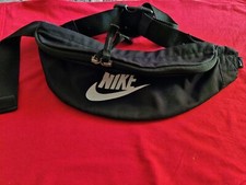 Nike : sac Banane