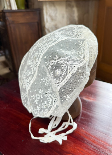 Bonnet rond dentelle coiffe - bonnet,