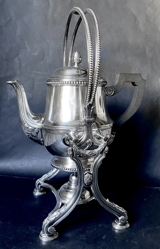 Exceptionnel grand samovar
