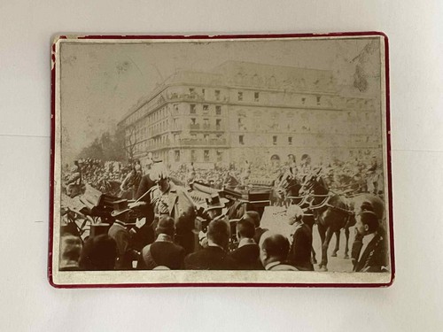 Ancienne photographie collee - ancienne,